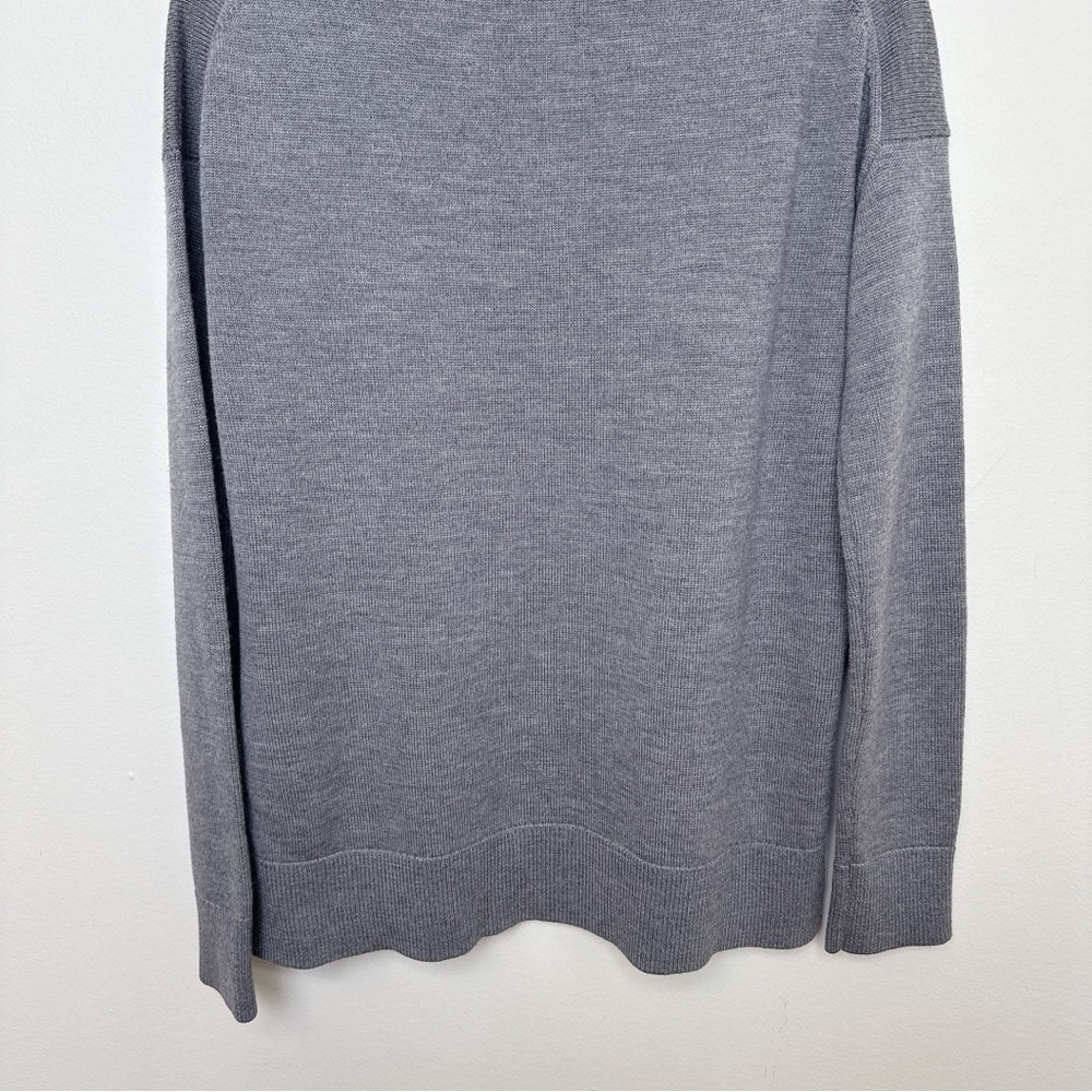 Aritzia Babaton Womens Xsmall Gunnar Merino Wool Sweater CN Grey Color - Picture 13 of 14